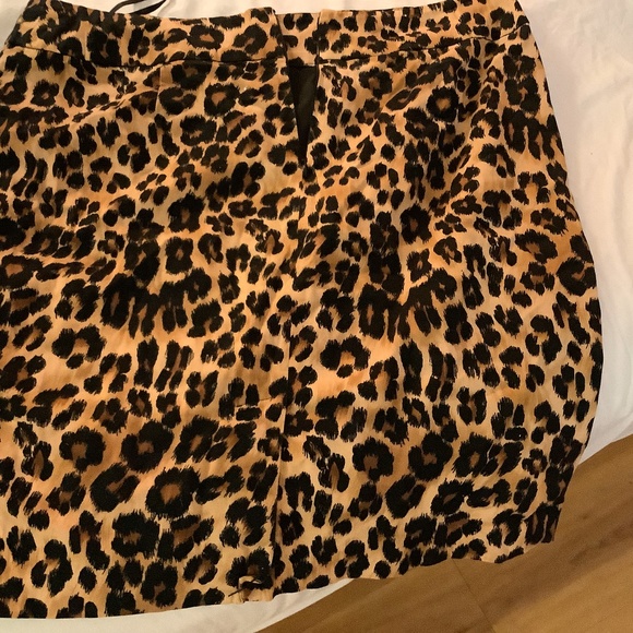 Animal Print mini skirt - Picture 1 of 2